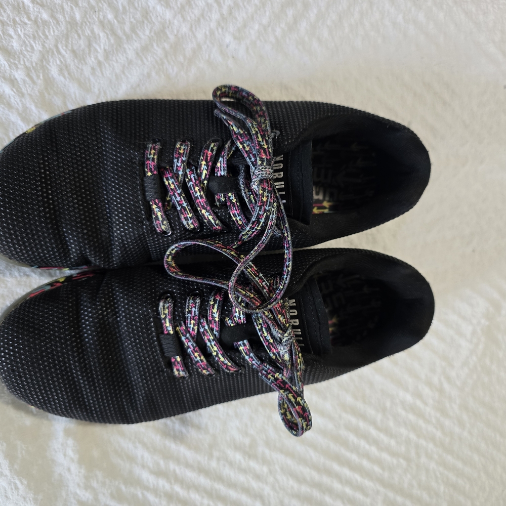 NOBULL Black Sneakers with Colorful Arrow Design